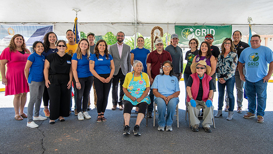 group pic of Bishop Paiute Tribe group